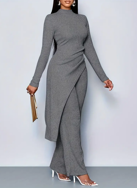 طقم شتوي أنيق من قطعتين للنساء – قماش بولار دافئ بتصميم عصري ومريح