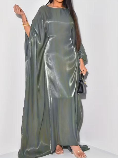 فستان حريري ناعم